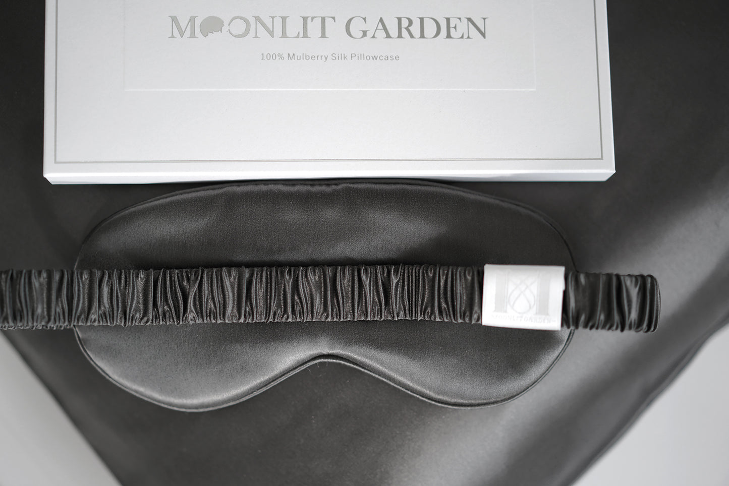 MOONLIT GARDEN 22 Momme Mulberry Silk Sleep Mask Charcoal